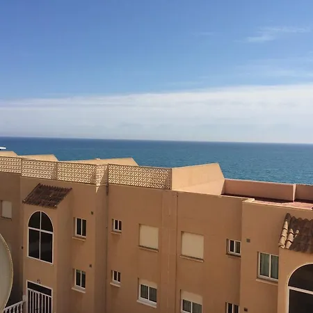 شقة Flat With Sea Views, 3 Pools In A Quiet Residential